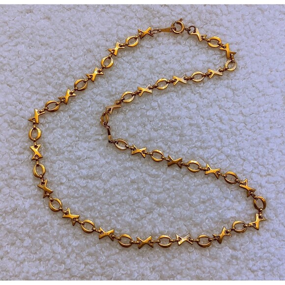 Unique Vintage Goldtone XO Chain Link Necklace 17 in - Picture 4 of 10
